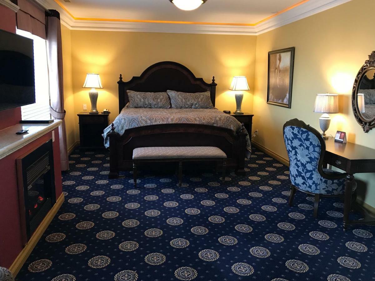 Chateau Louis Hotel & Conference Centre Edmonton Eksteriør billede