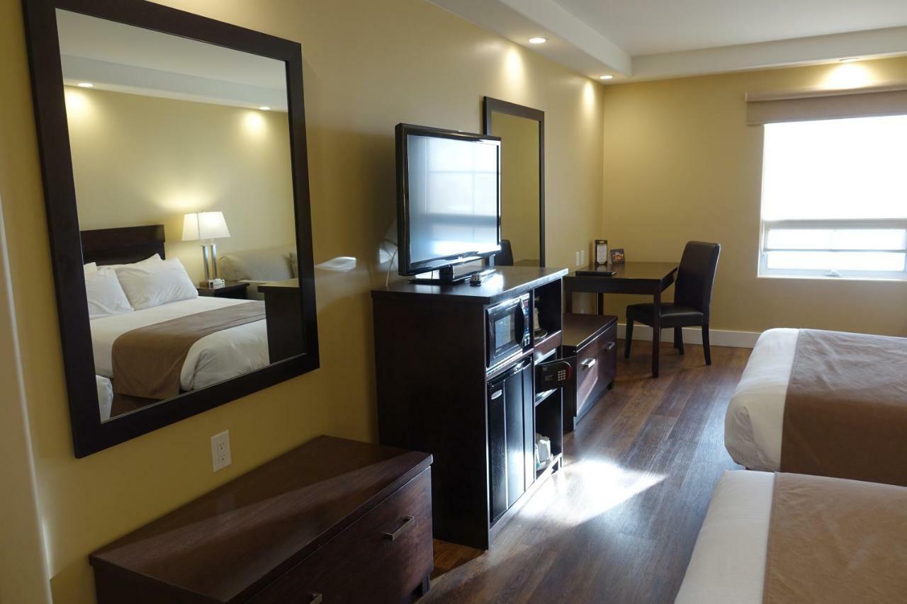 Chateau Louis Hotel & Conference Centre Edmonton Eksteriør billede